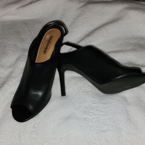 Black sling back